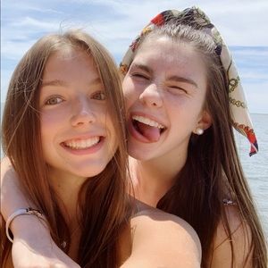 Meet your Posher, Sloane